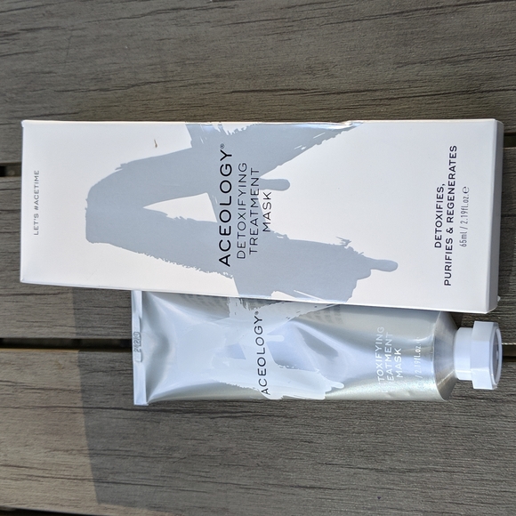 Other - Aceology Detoxifying Treatment Mask